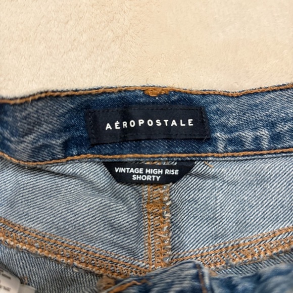 Aeropostale Blue Jean Shorts with Cherry and Daisy Embroidery Size 6 - Picture 2 of 4